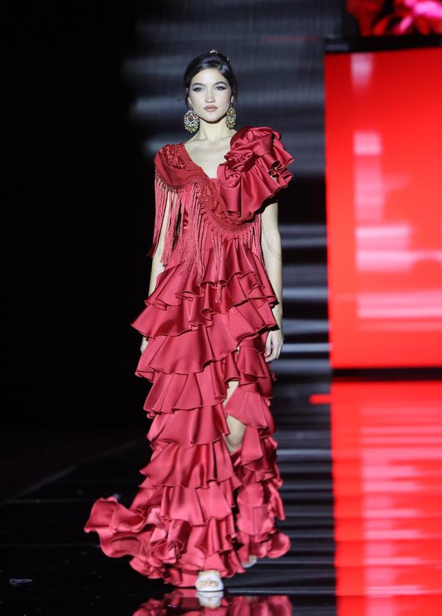 Desfile de Maricruz & Montecarlo desde 1958 en SIMOF 2025