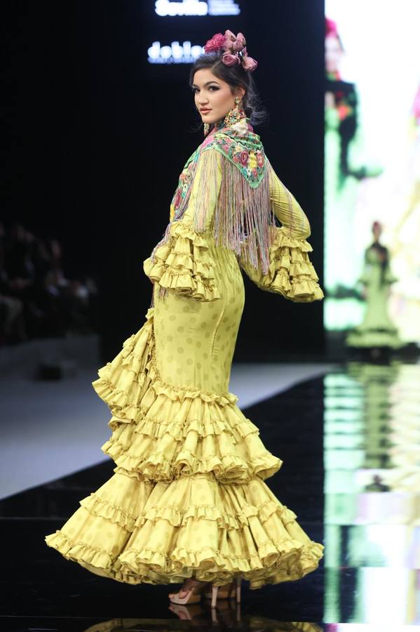 Desfile de Maricruz & Montecarlo desde 1958 en SIMOF 2025