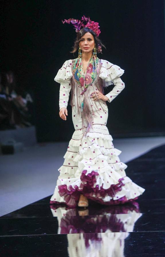 Desfile de Maricruz & Montecarlo desde 1958 en SIMOF 2025