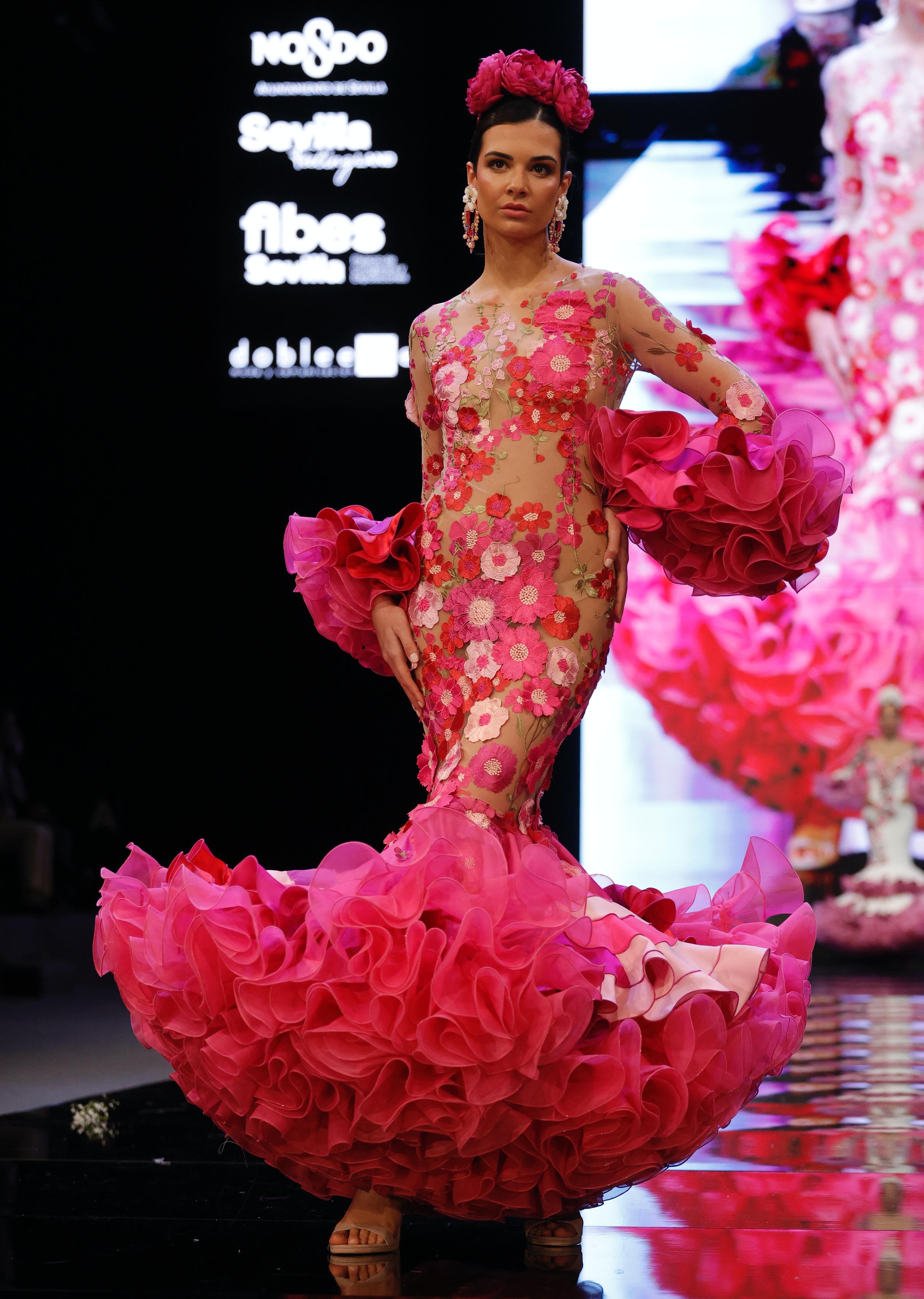 El desfile de Teresa Ninú Atelier en SIMOF 2025