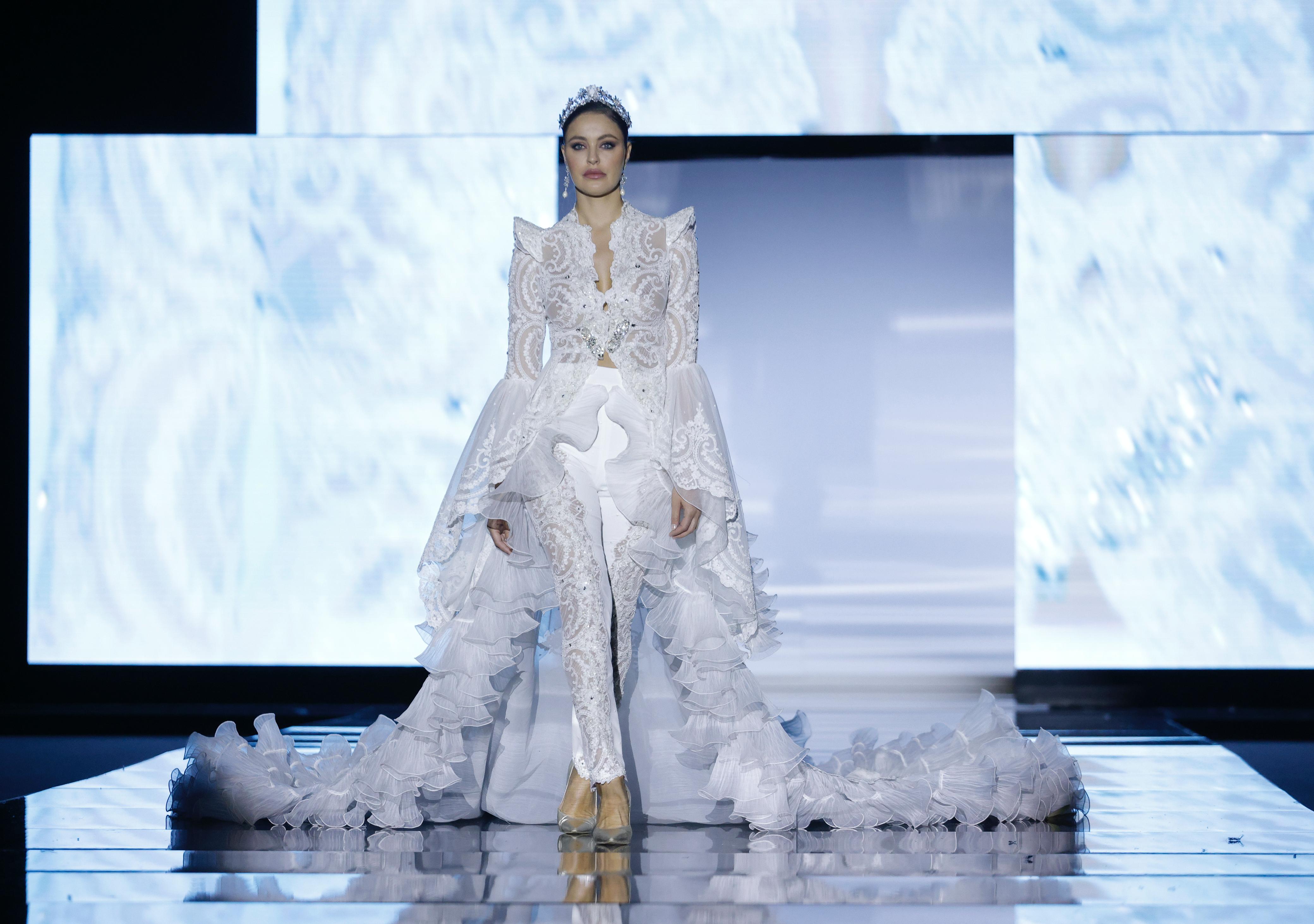 El desfile de Teresa Ninú Atelier en SIMOF 2025