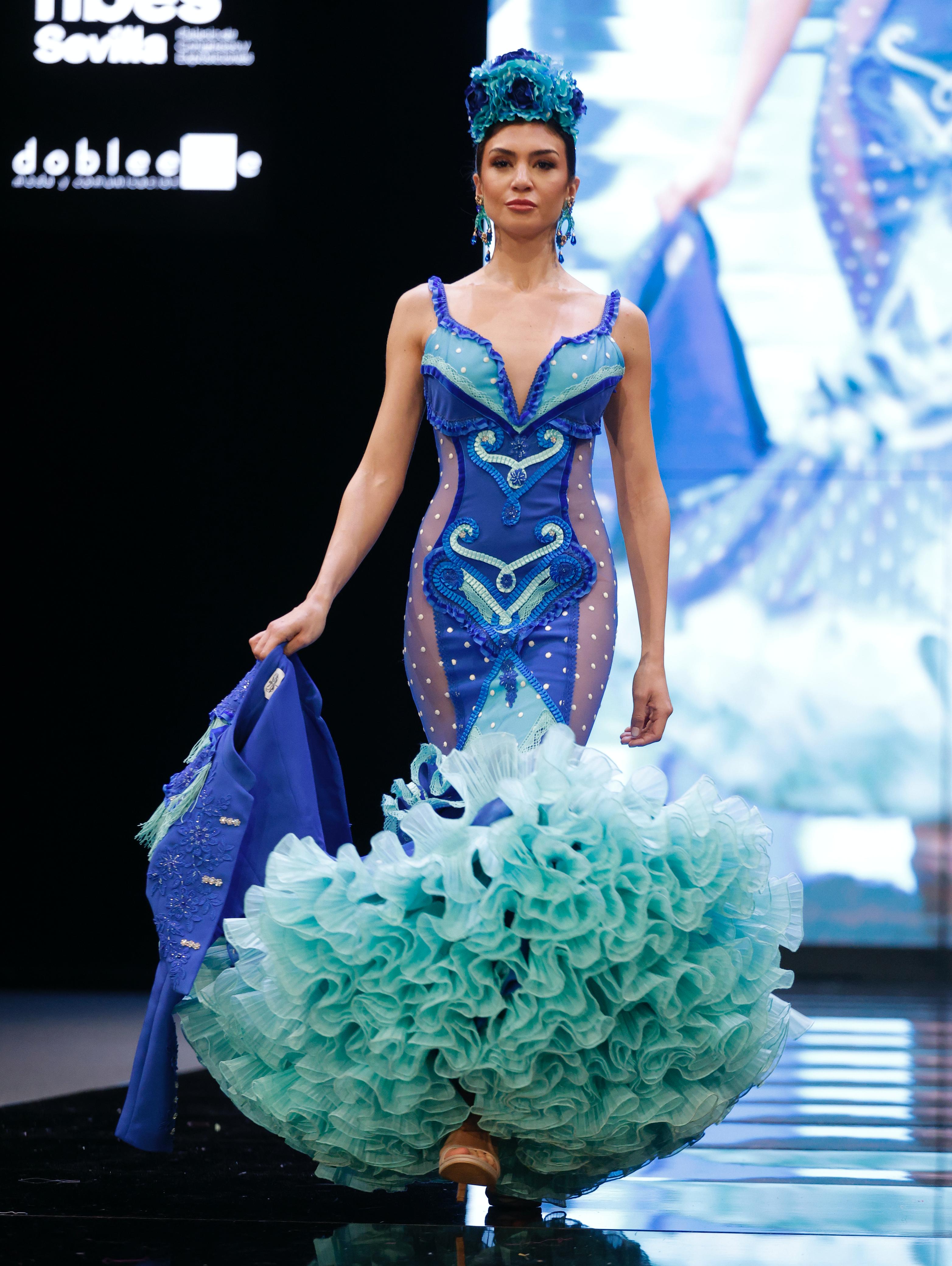 El desfile de Teresa Ninú Atelier en SIMOF 2025