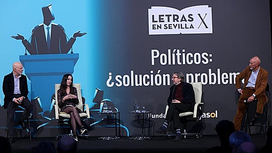 Ignacio Camacho:  «El periodista no debe dejarse encasillar ni ser previsible para no traicionar la esencia de este oficio»