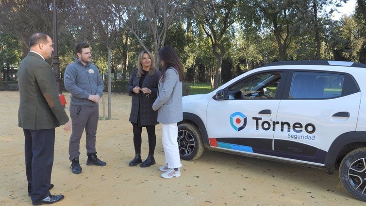 Los parques de Sevilla refuerzan su seguridad para evitar actos vandálicos