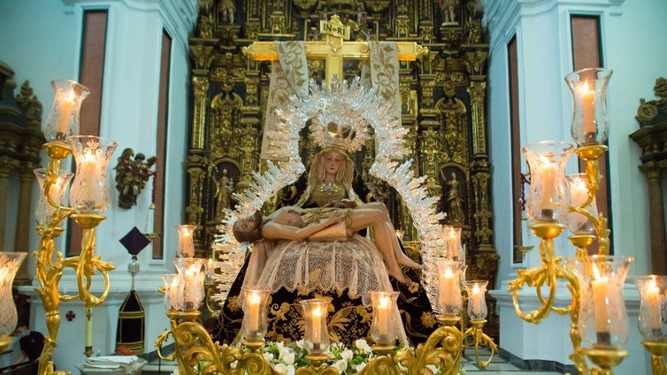 La provincia de Sevilla se prepara para los vía crucis de las cofradías en el inicio de la Cuaresma