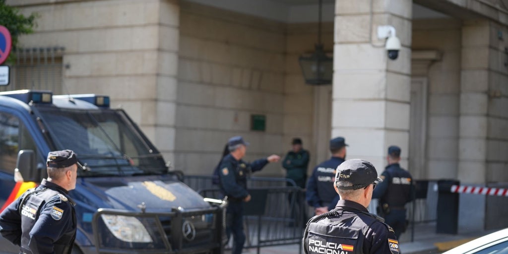 Piden 15 años de cárcel para un hombre acusado de matar a su cuñado de un disparo en el Polígono Sur de Sevilla