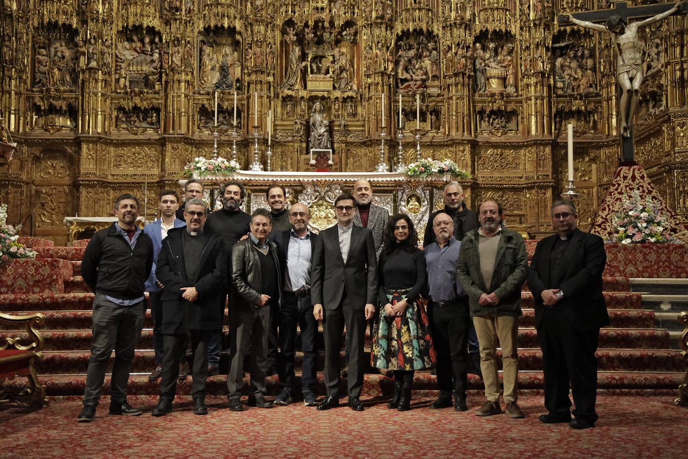 El altar mayor de la Catedral es el eje que vertebra la experiencia nocturna