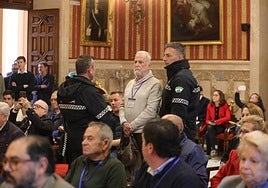 Desalojan a Antonio Rodrigo Torrijos del Pleno por increpar al alcalde de Sevilla