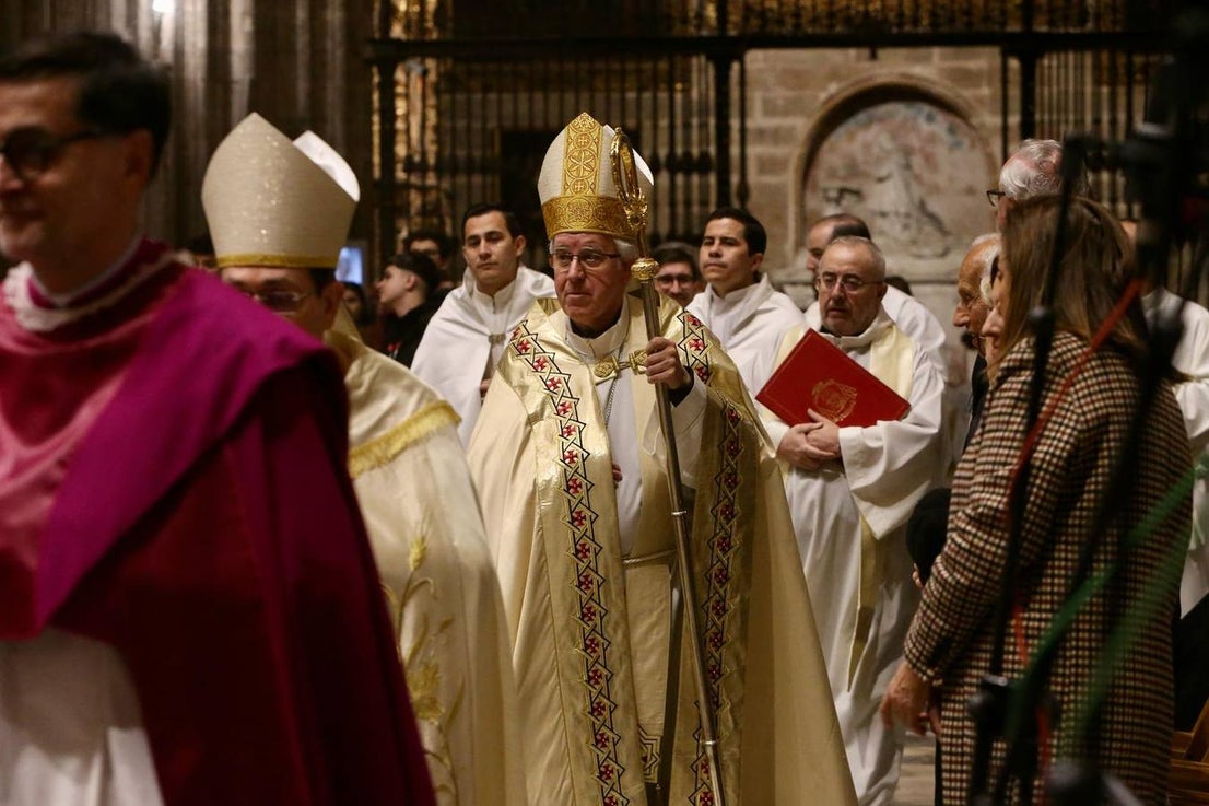 Imágenes de la misa en la Catedral por la salud del Papa Francisco