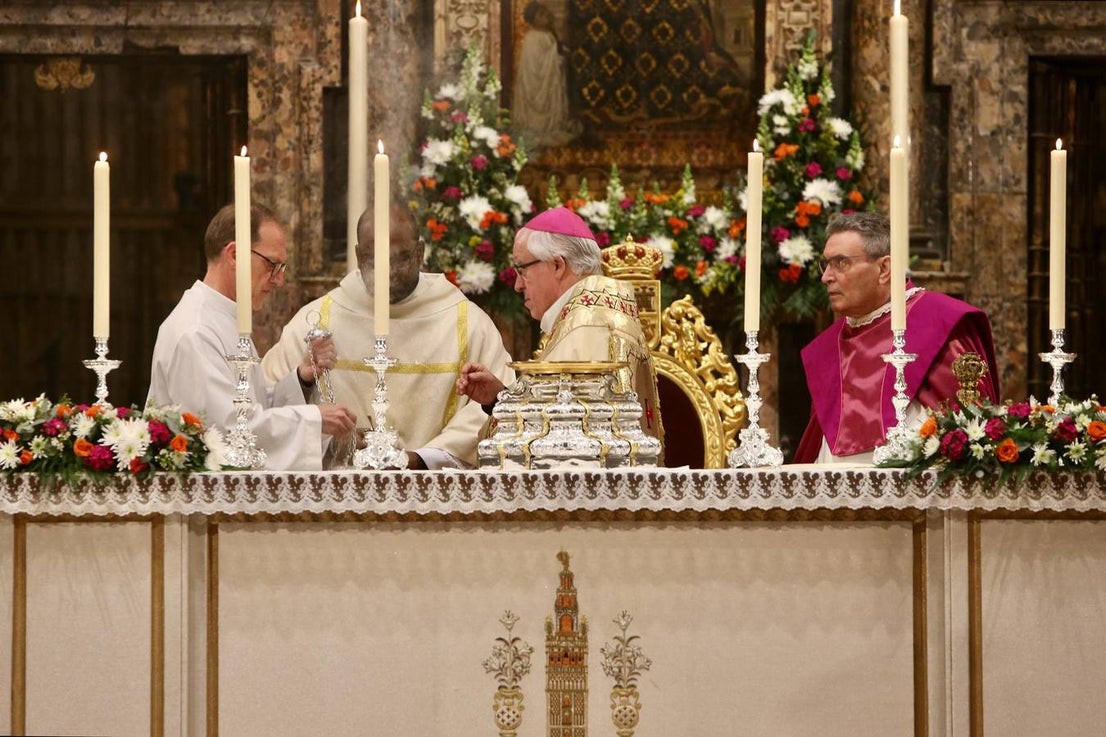 Imágenes de la misa en la Catedral por la salud del Papa Francisco