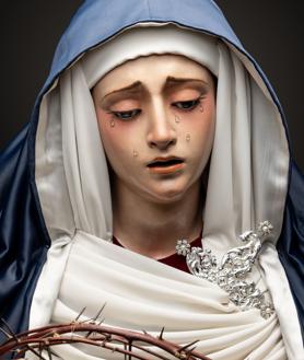 Imagen secundaria 2 - Arriba, la Virgen del Valle. Abajo a la izquierda, el Mayor Dolor de la Carretería. A la derecha, la Angustia de los Estudiantes