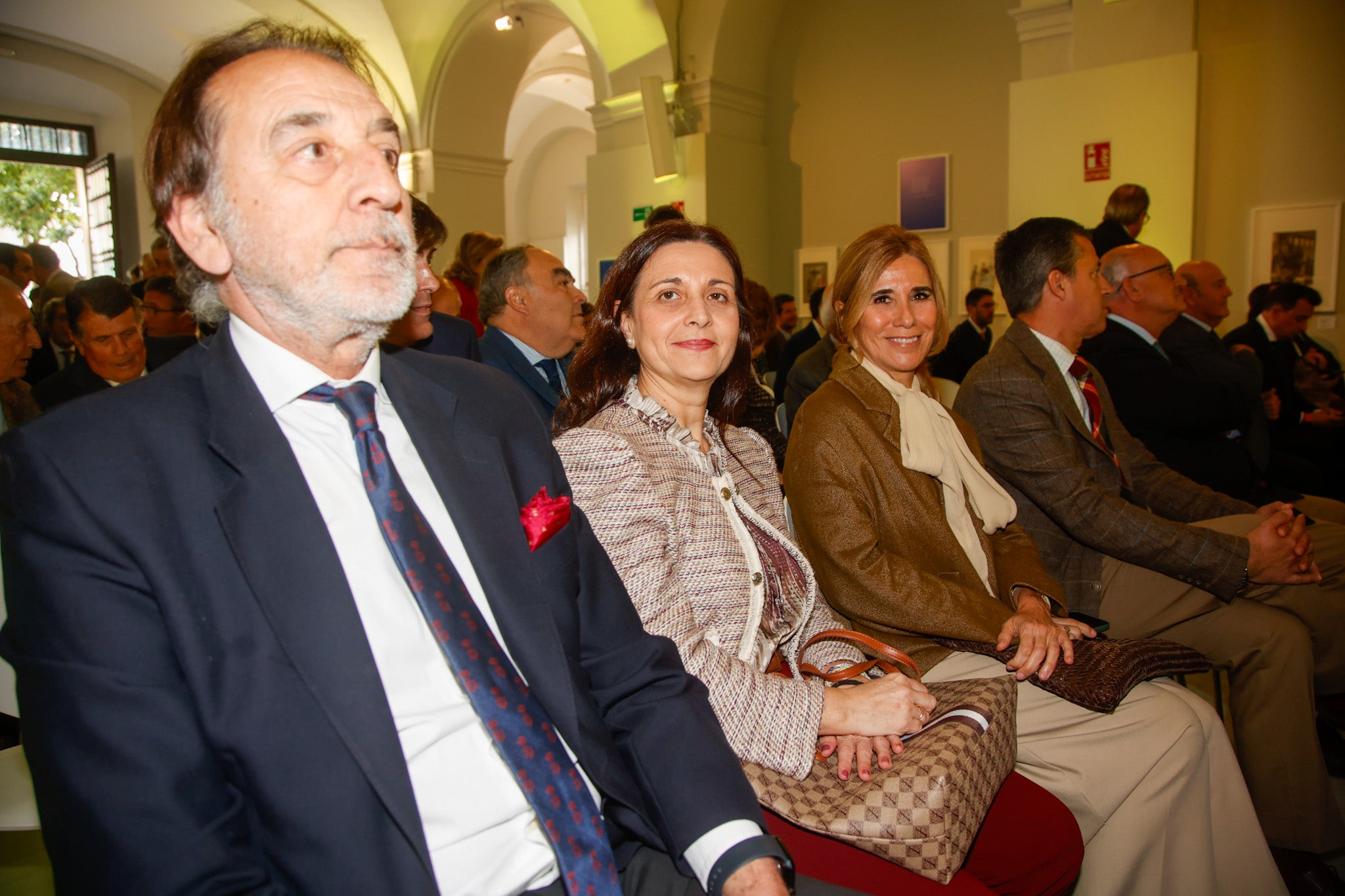 Manuel Ruiz Rojas, Carmen Corral y Rocío Faure