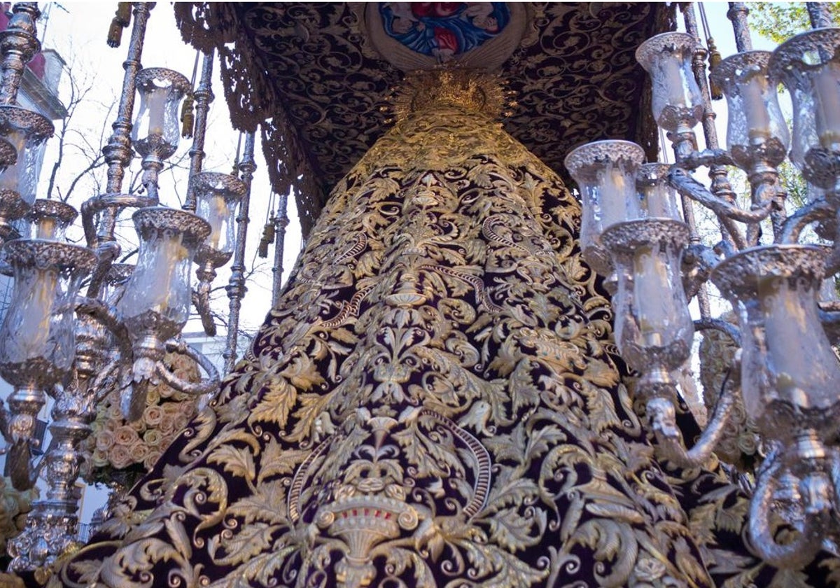 Manto de la Caridad del Baratillo