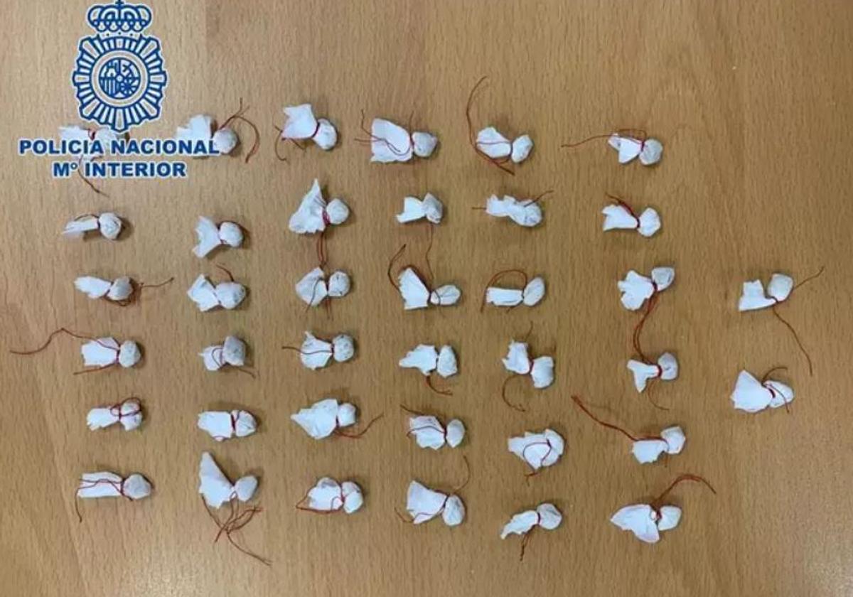 Imagen de archivo de papelinas incautadas por la Policía Nacional