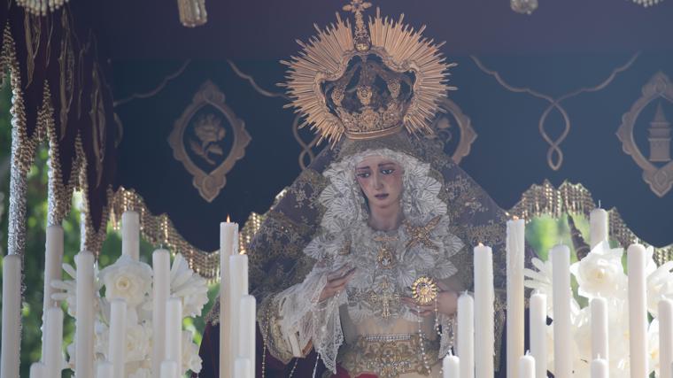 La Virgen del Rosario, obra de Francisco Buiza