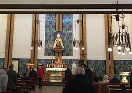 Lo que va de ayer a hoy en el Polígono: misa en la parroquia de San Francisco Javier