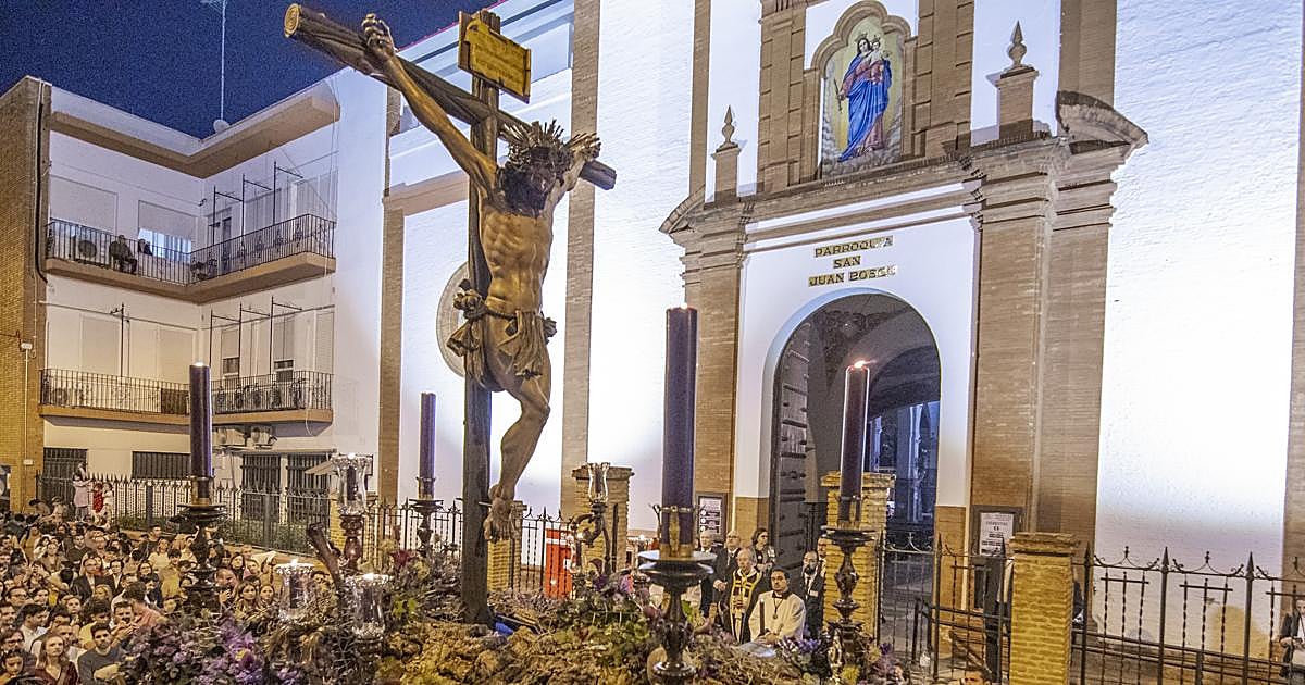 Procesiones del Viernes de Dolores en Sevilla