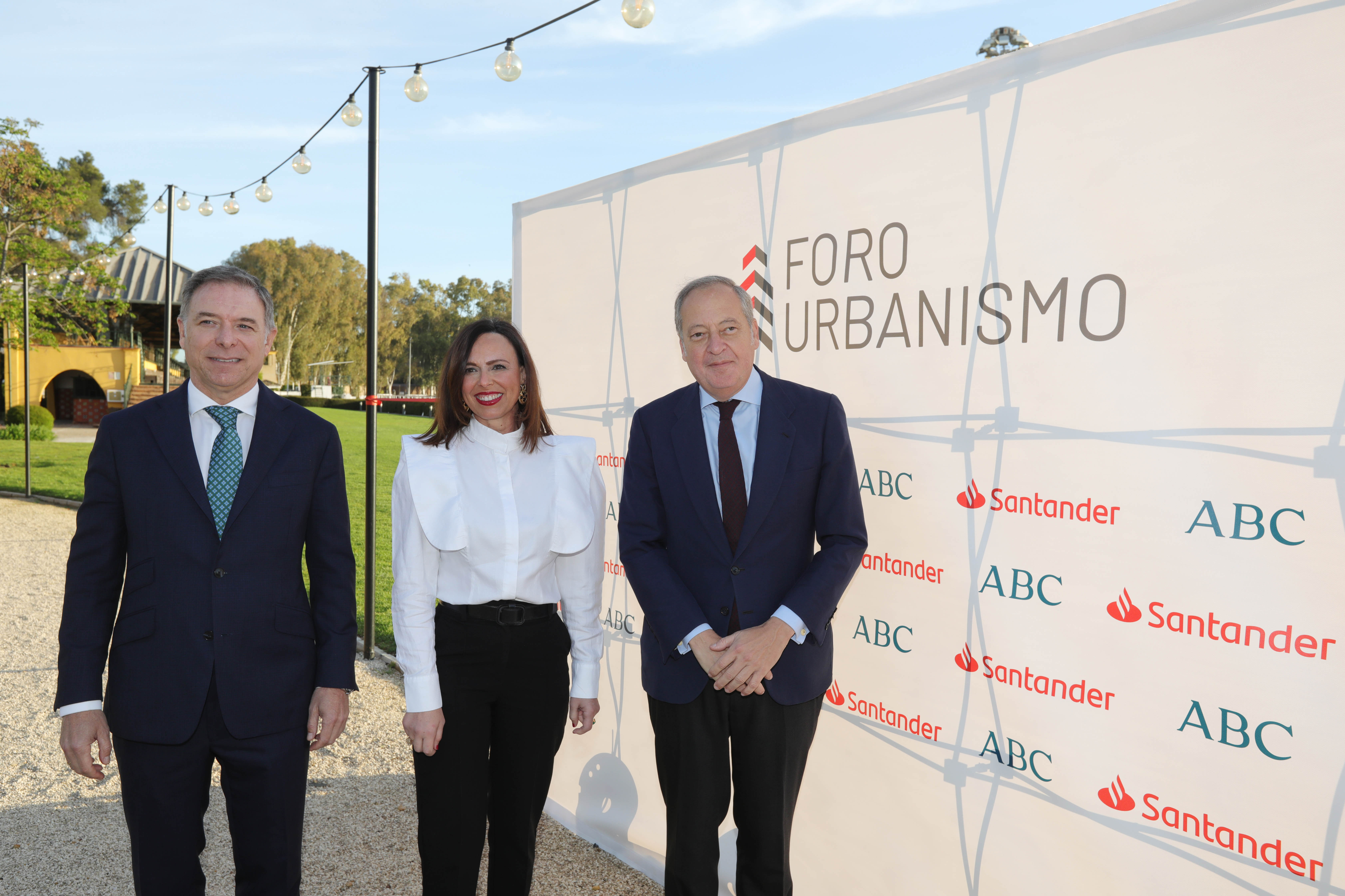 Manuel de la Cruz, Rocío Díaz y Álvaro Rodríguez Guitart