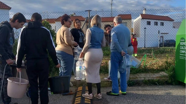 Los vecinos de Torre de la Reina vuelven a disponer de agua potable tras dos semanas de restricción