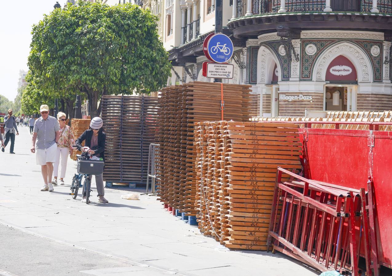 Cada rincón de Sevilla se prepara ya para la Semana Santa