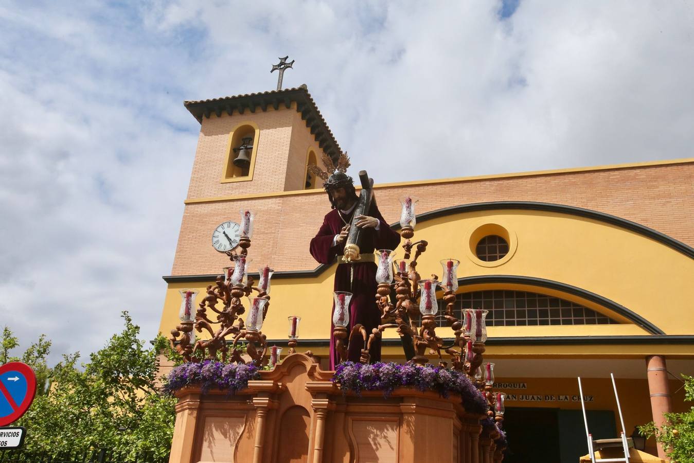 Hermandad de Padre Pío este Sábado de Pasión de la Semana Santa 2025