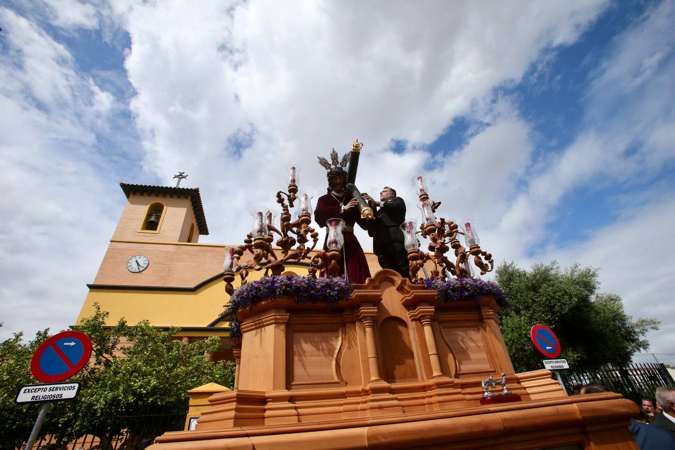 Hermandad de Padre Pío este Sábado de Pasión de la Semana Santa 2025