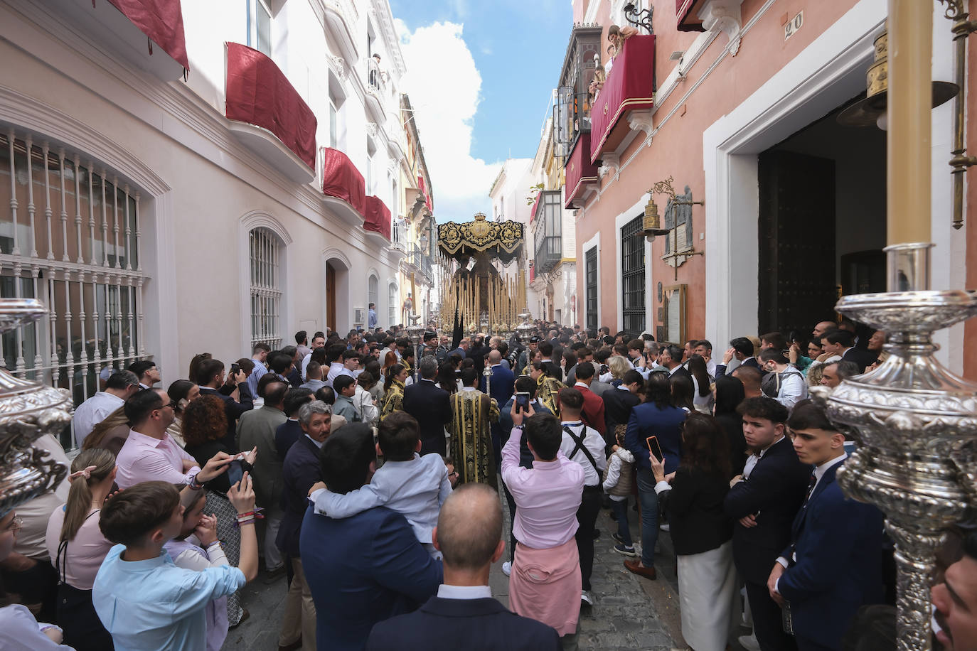 La hermandad de Jesús Despojado realiza su estación este Domingo de Ramos