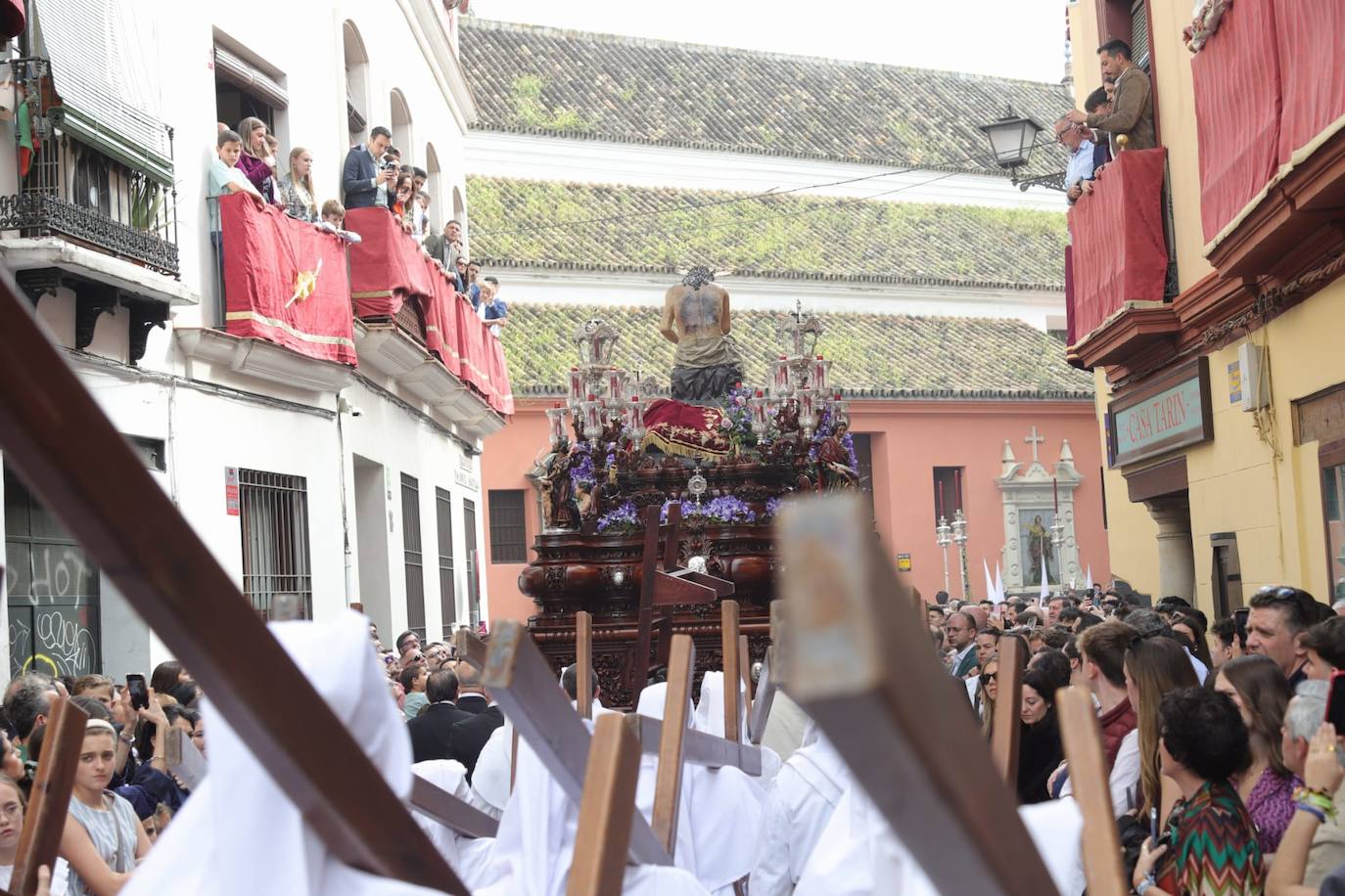 La hermandad de la Cena realiza su estación de penitencia este Domingo de Ramos