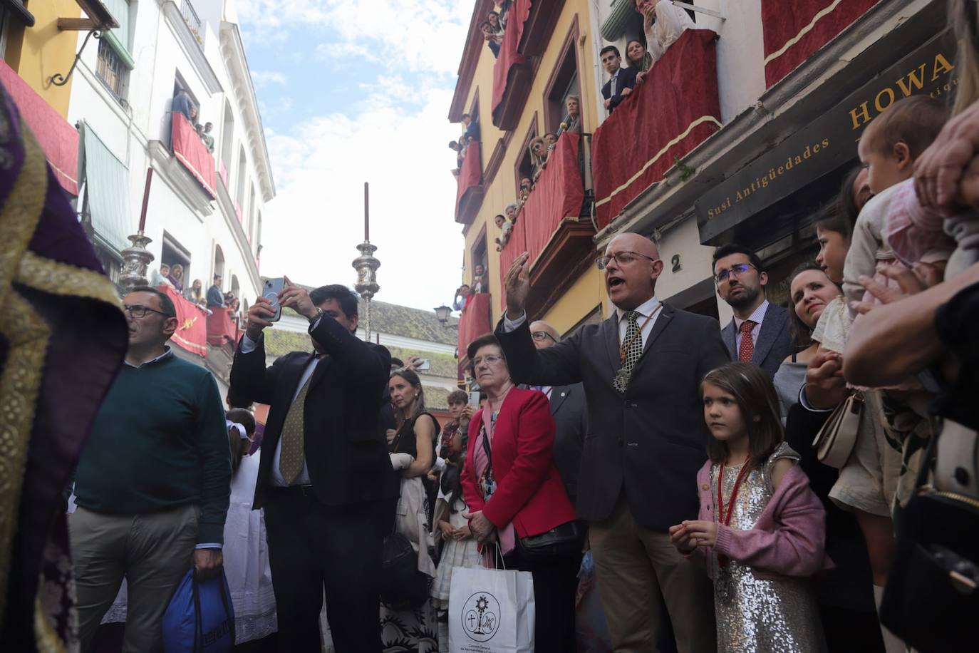 La hermandad de la Cena realiza su estación de penitencia este Domingo de Ramos