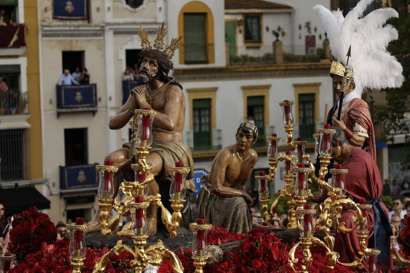 Salida de la Hermandad de la Estrella en la Semana Santa de 2025