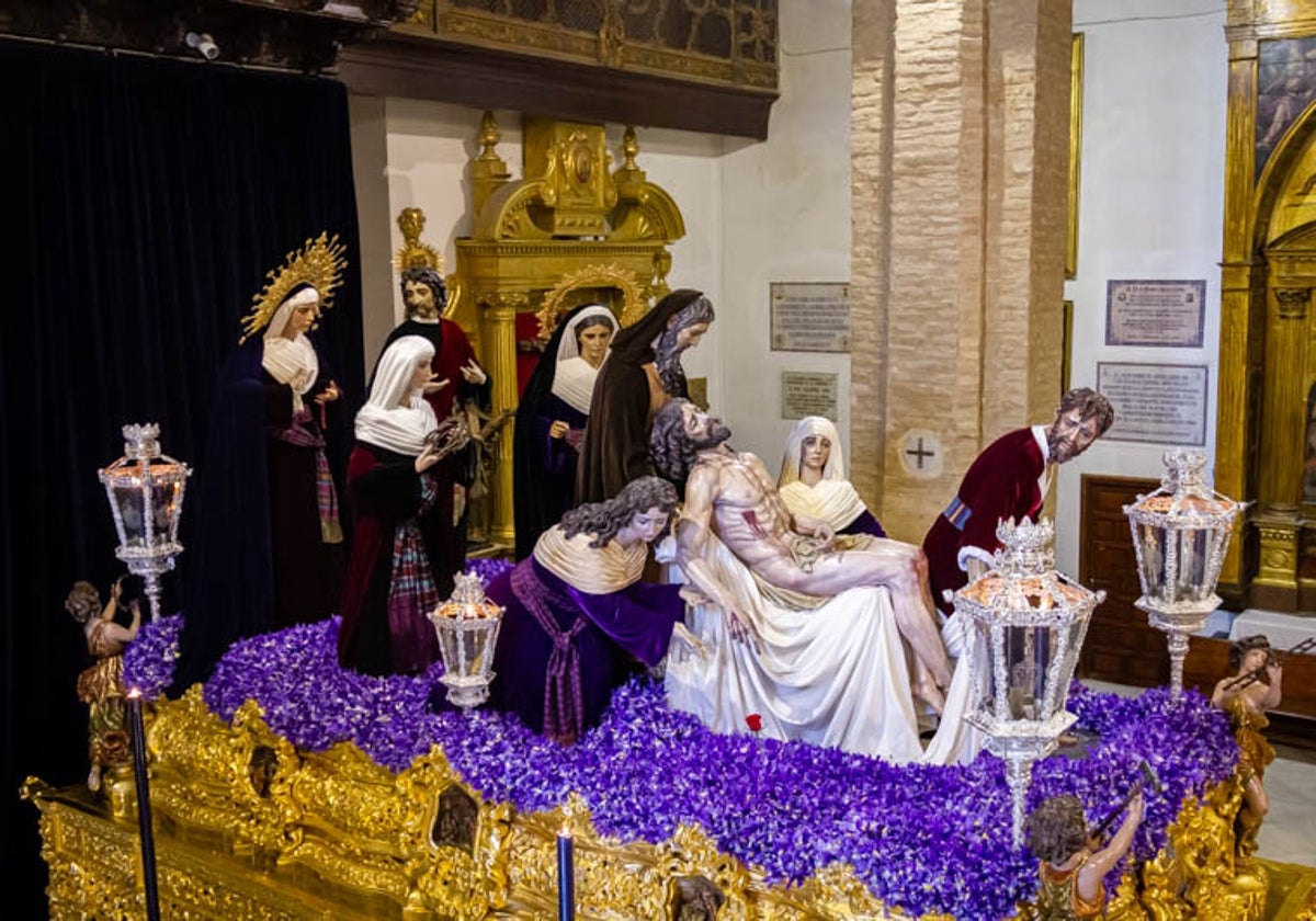 El misterio de Santa Marta es uno de los pasos más espectaculares de la Semana Santa de Sevilla