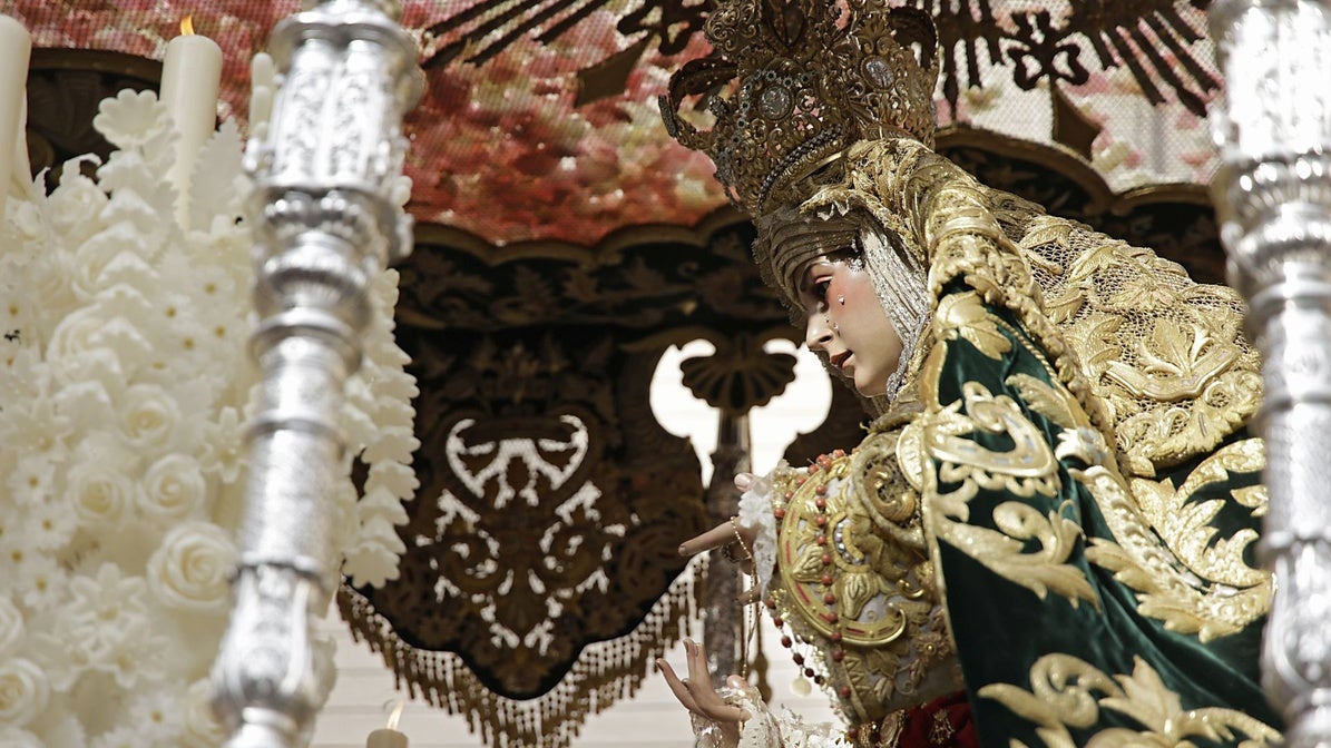 Virgen del Rocío, titular de la hermandad de La Redención