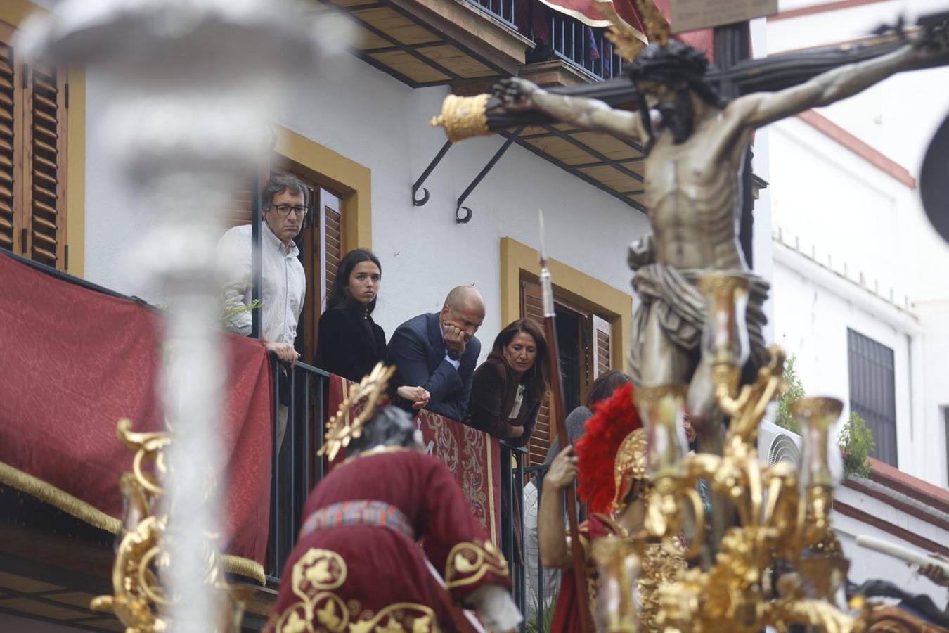 La hermandad camina hacia la Campana en un espléndido Miércoles Santo