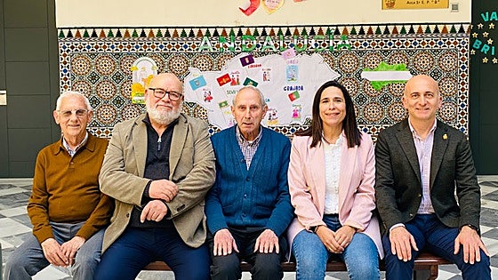 El colegio de 'Los Frailes' de Dos Hermanas celebra su 125 aniversario