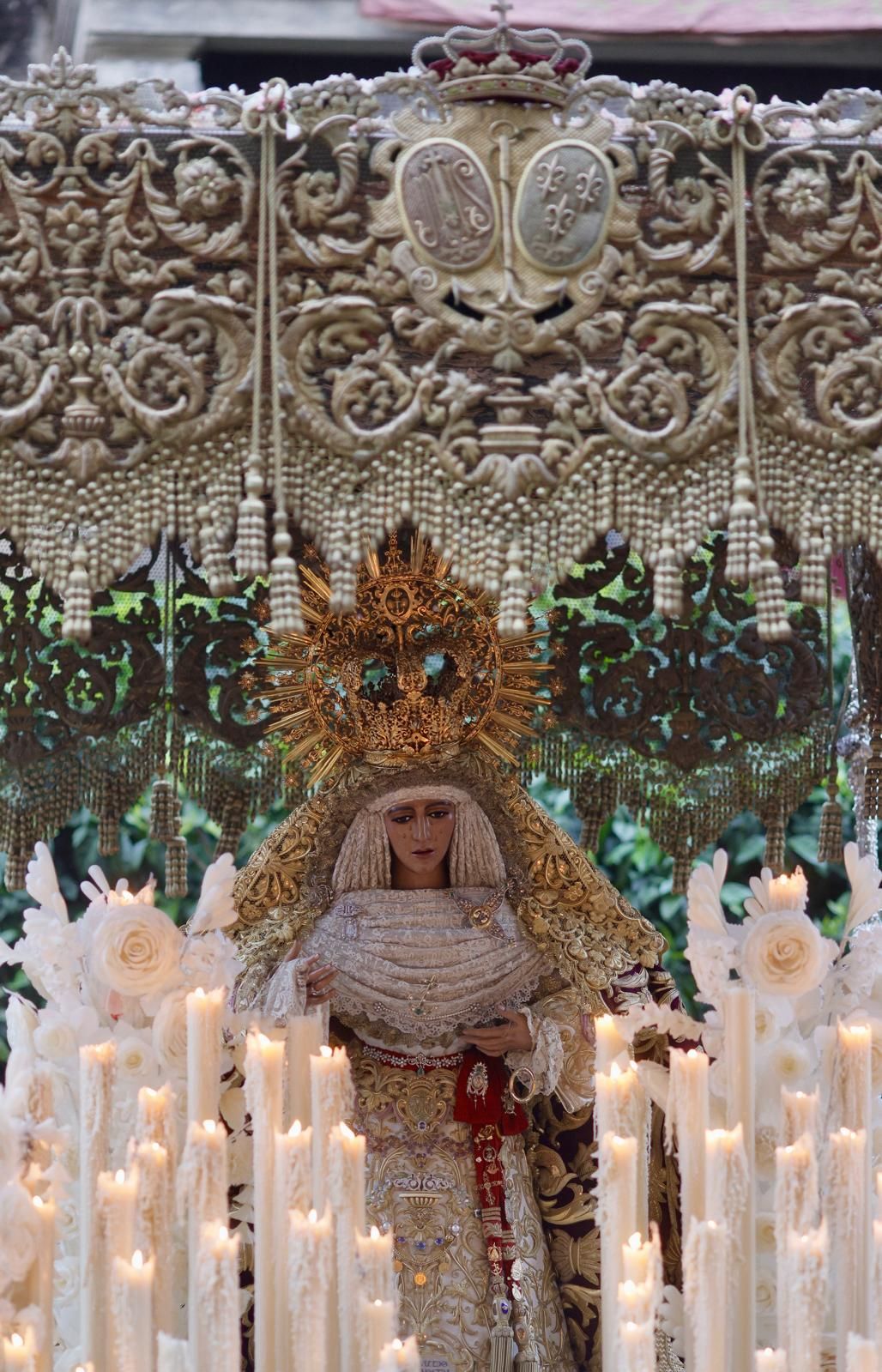 Las imágenes de la Hermandad de la Esperanza de Triana de la Semana Santa de Sevilla 2025