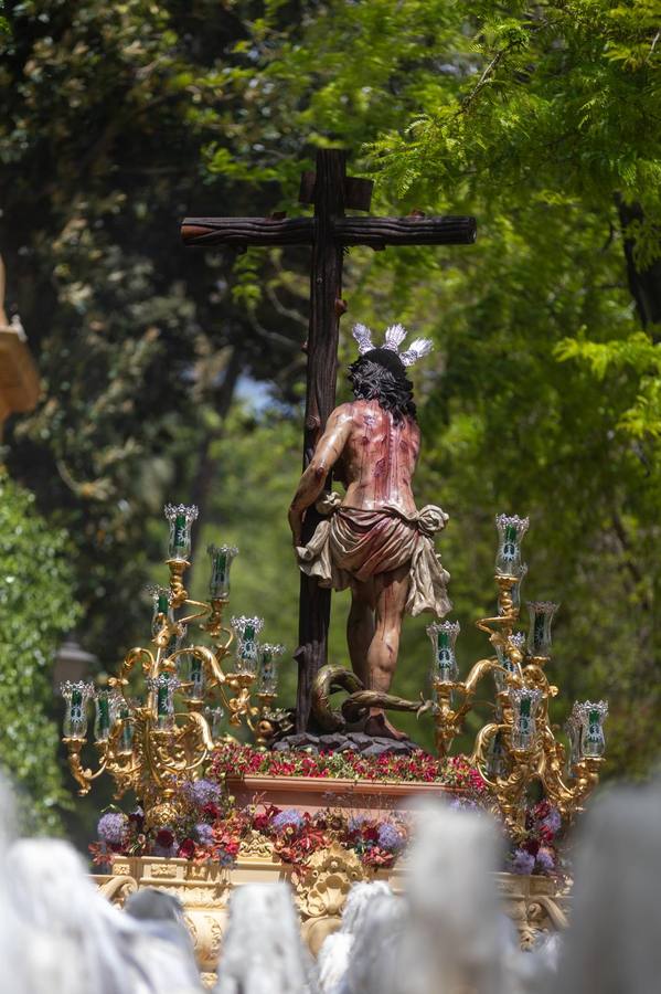La Hermandad del Sol, a su paso por los Jardines de Murillo
