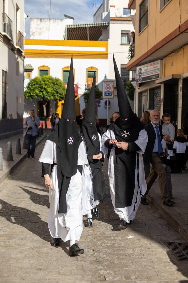 Salida de la hermandad de la Soledad, este Sábado Santo