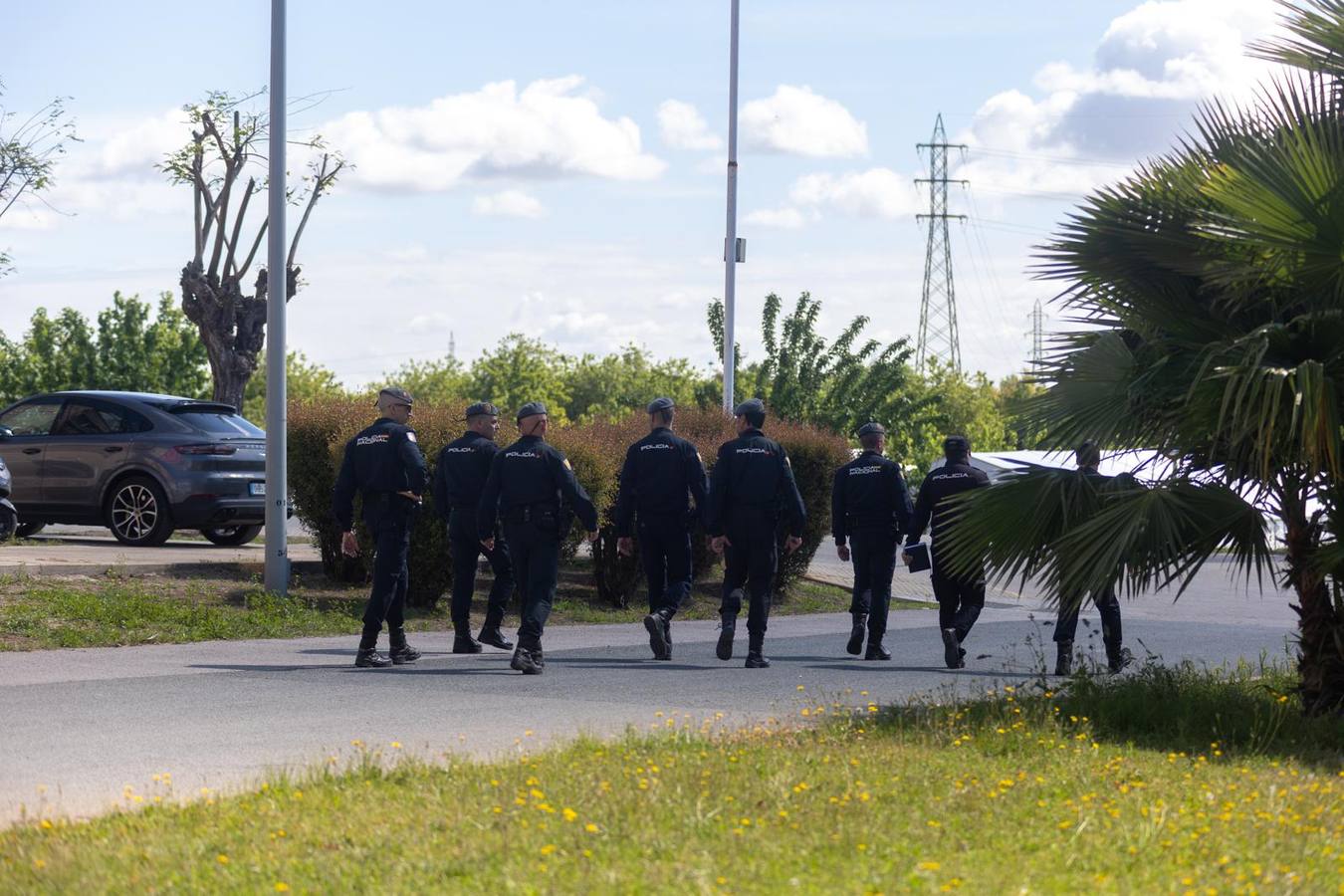 La actividad no para en las inmediaciones del Estadio de la Cartuja