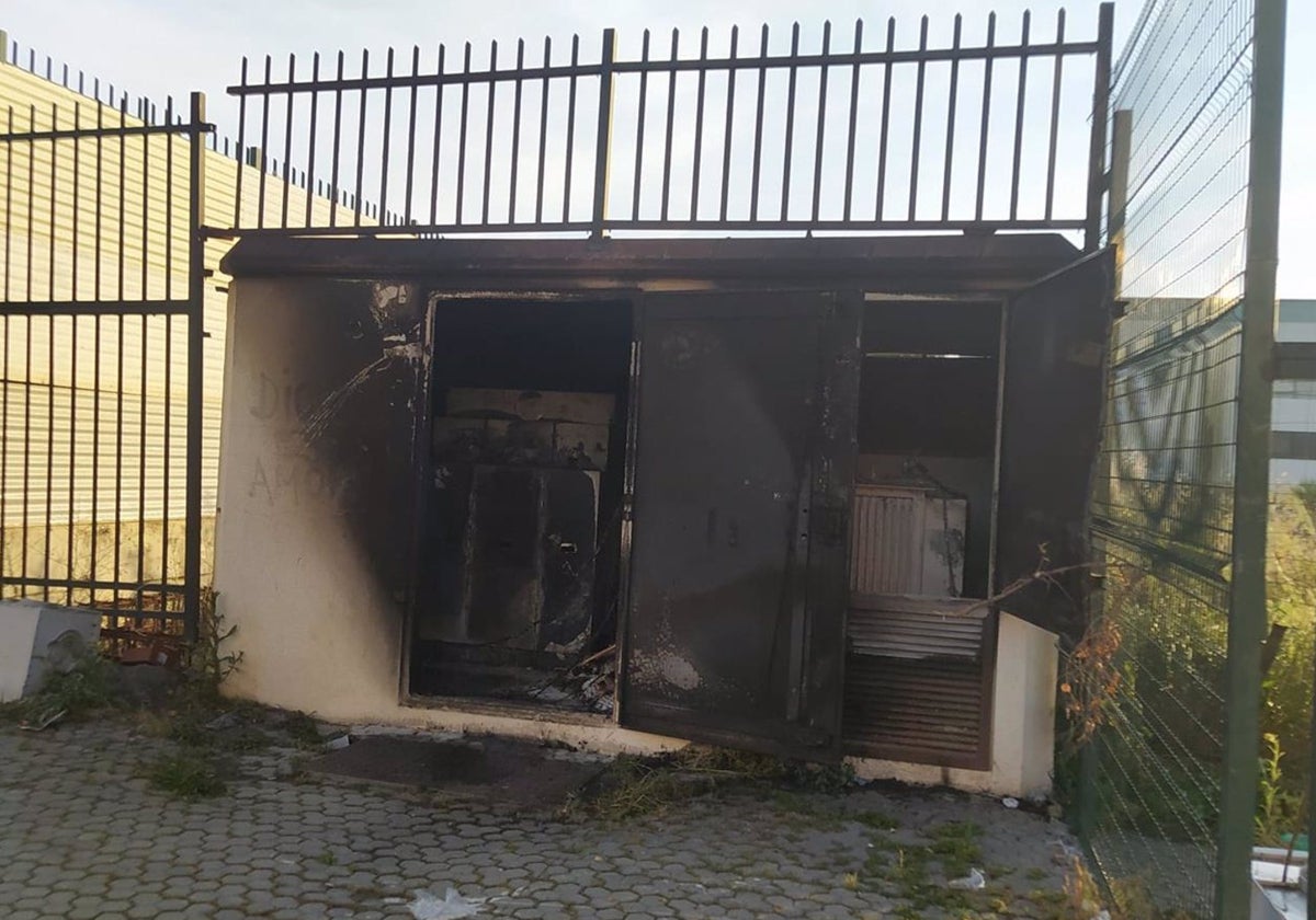 Centro de transformación de Polígono Sur tras en el incendio