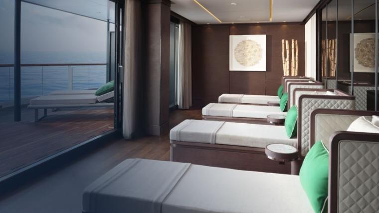 El lujoso crucero del Hotel Ritz llega a Sevilla: tiene piscina infinita, un Estrella Michelin y ocho cubiertas