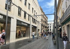 Pérdidas de miles de euros en los comercios de Sevilla a causa del apagón