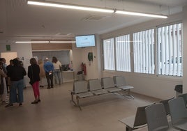Así se vivió el apagón en los centros de salud de Sevilla: recetas a mano, protección de vacunas, pocos análisis y muchas visitas a domicilio