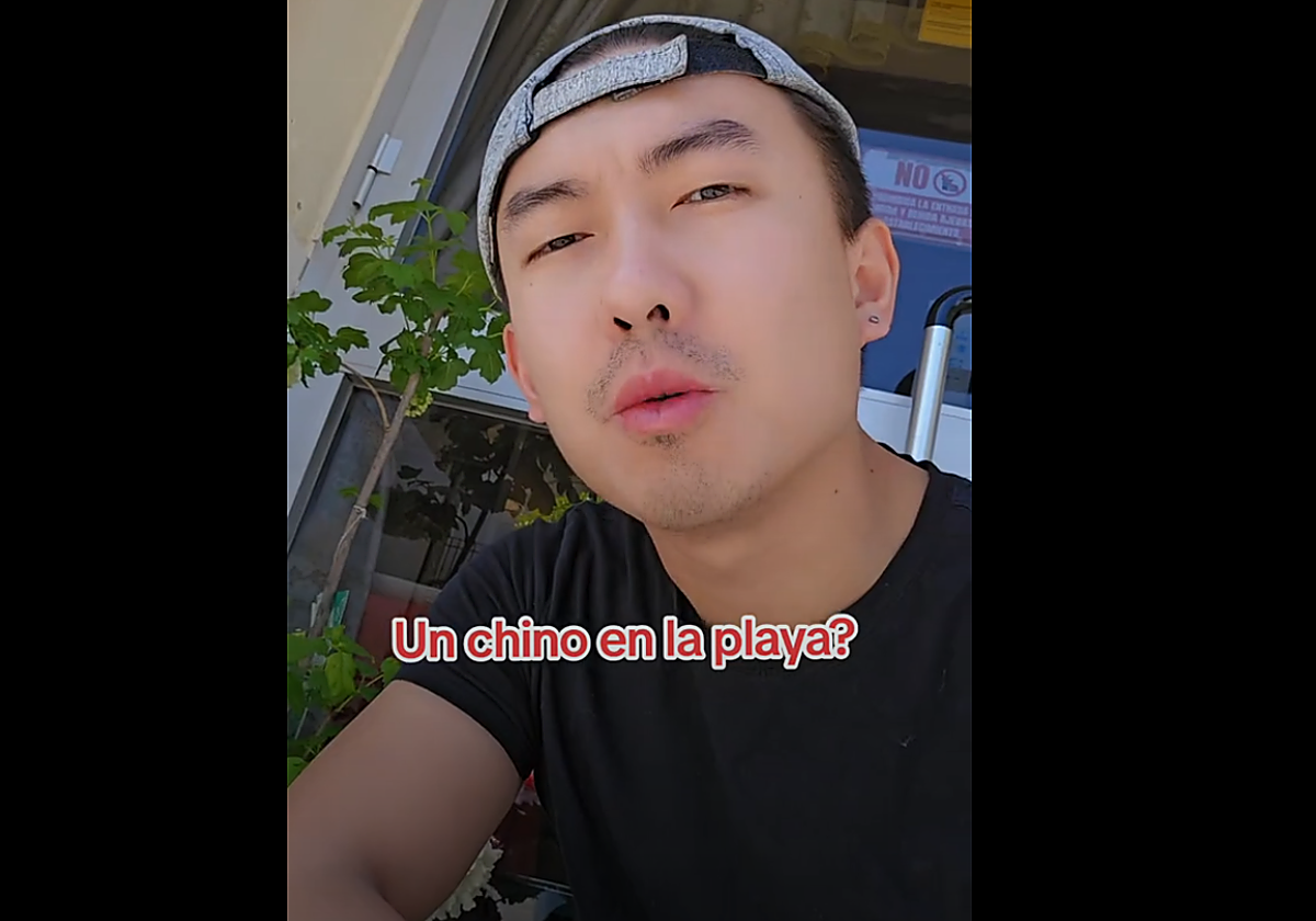 El creador de contenido en uno de los momentos del vídeo