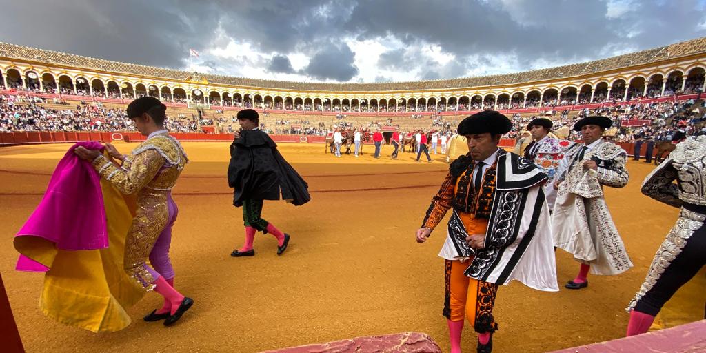 Gran corrida de Alcurrucén que se fue con las orejas puestas