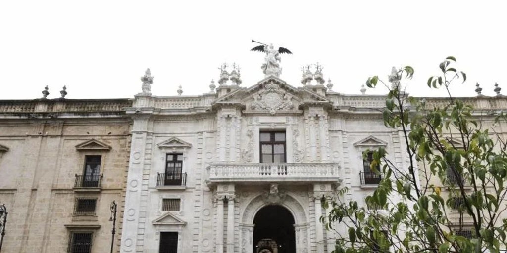 El nuevo Estatuto de la Universidad de Sevilla ha entrado en vigor este viernes