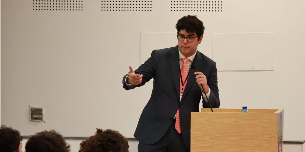 La Universidad de Sevilla acoge a los maestros del debate: «Habrá enfrentamientos de muy alto nivel»