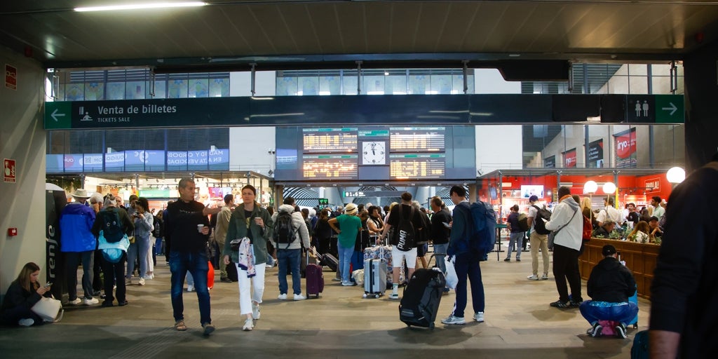 Un sabotaje en la línea AVE de Madrid-Sevilla afecta a más de 6.000 usuarios