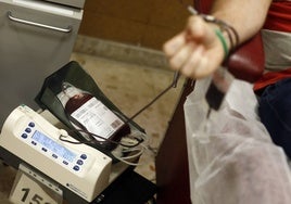 Llamamiento a la donación de sangre por el descenso de las reservas en Sevilla