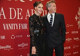 Los famosos llegan a la Feria de Abril de Sevilla para celebrar la Noche del Pescaíto