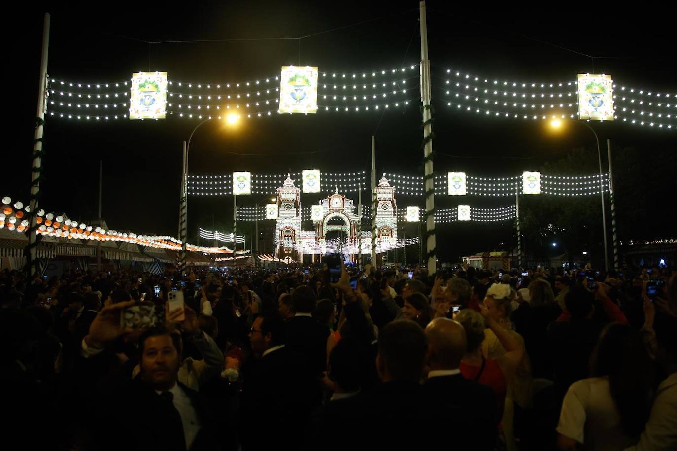 Alumbrado de la Feria de Sevilla 2025